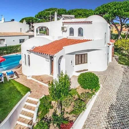 Sleeps 6 With Pool Air Con And Wifi וילה *