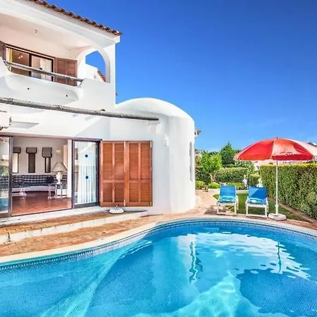 וילה Sleeps 6 With Pool Air Con And Wifi